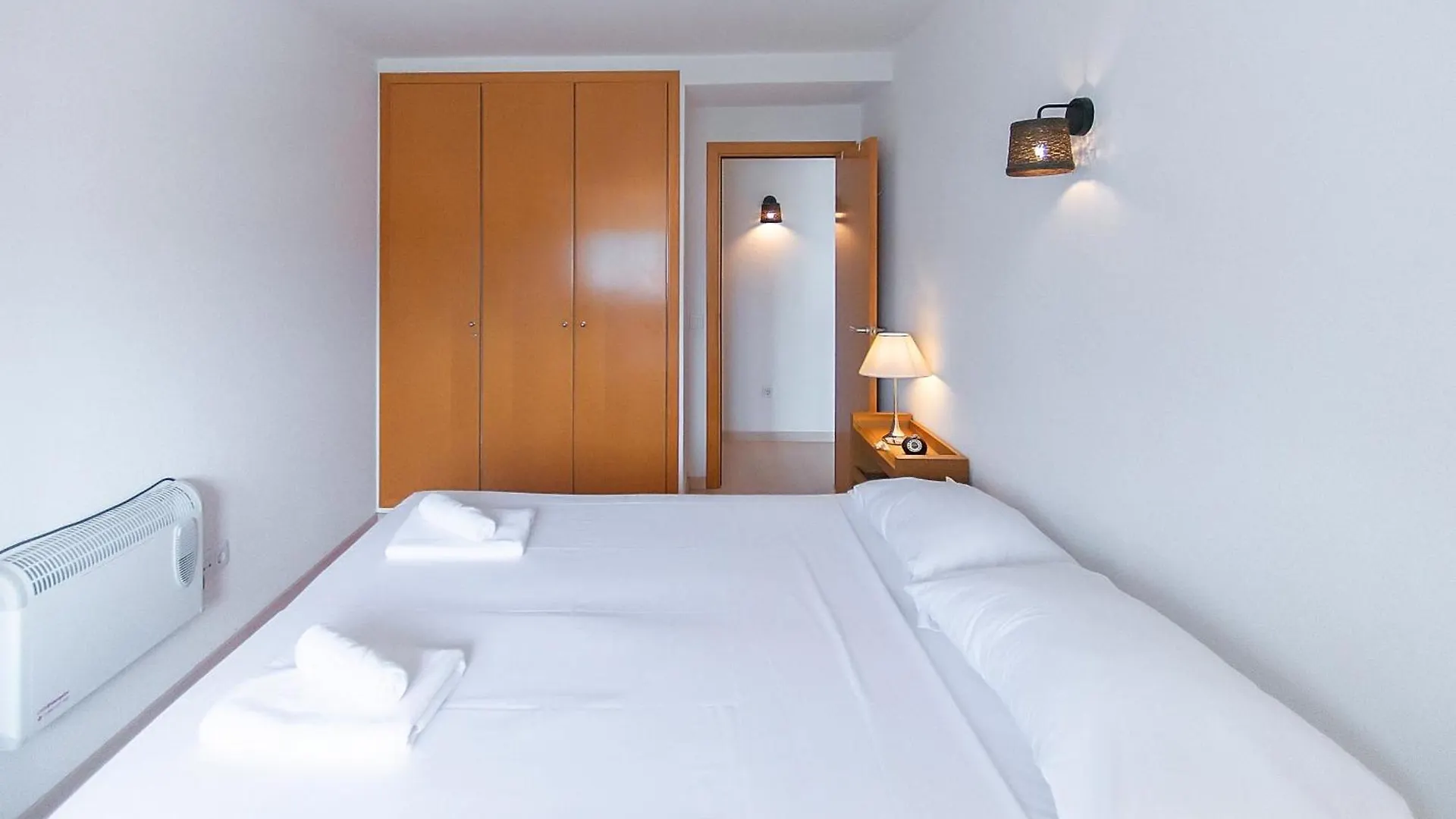 Welcs Apartamento 254 Emp Con Vista Al Canal Roses İspanya
