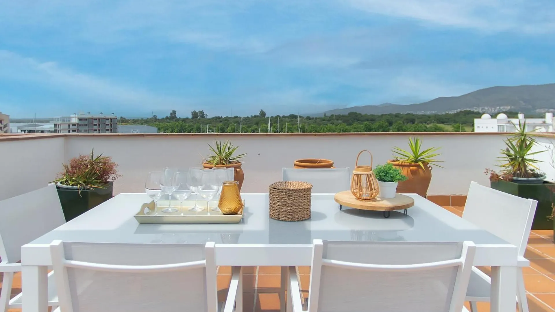 Welcs Apartamento 254 Emp Con Vista Al Canal Roses 0*,  İspanya